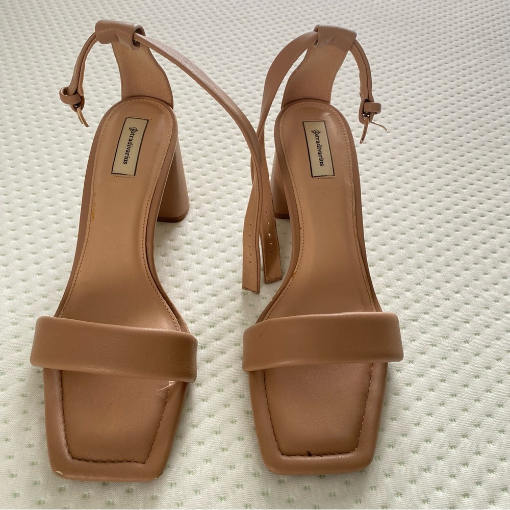Stradivarius Heels